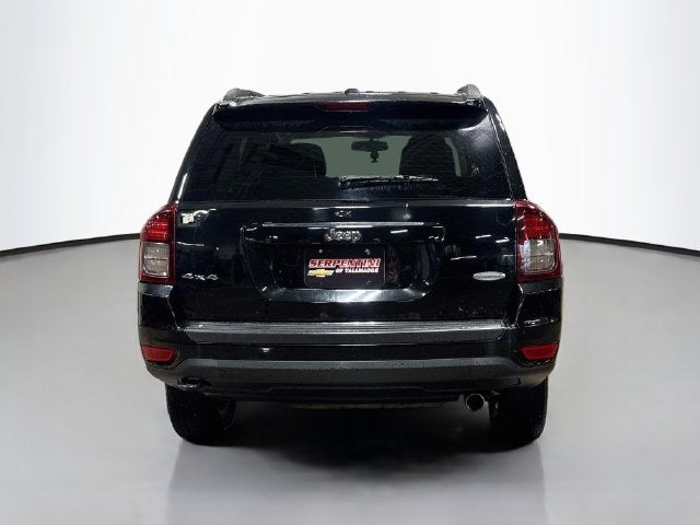 2015 Jeep Compass Latitude W/ 4WD