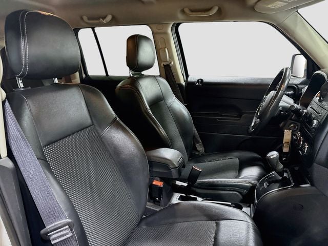 2016 Jeep Patriot Sport SE W/ 43K MILES