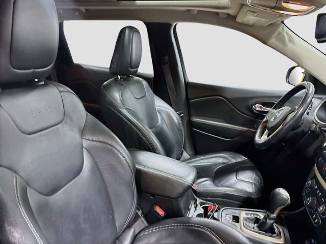 2015 Jeep Cherokee Limited CLEAN CARFAX!