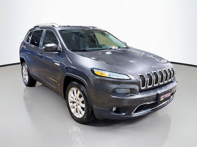 2015 Jeep Cherokee Limited CLEAN CARFAX!