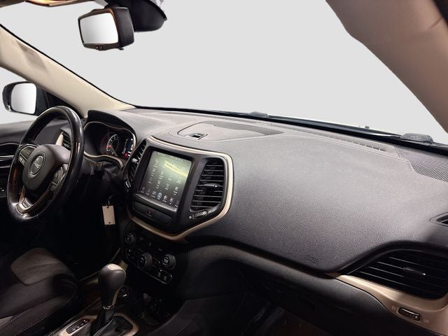 2014 Jeep Cherokee Latitude W/ HTD SEATS