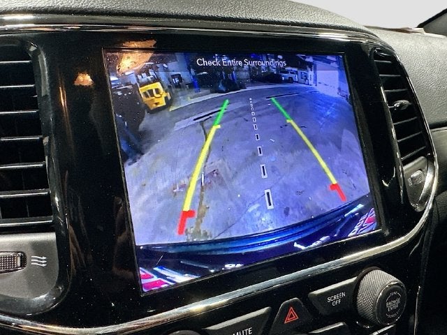 2019 Jeep Grand Cherokee Altitude W/ NAV + HTD SEATS