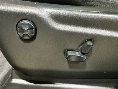 2019 Jeep Grand Cherokee Altitude W/ NAV + HTD SEATS