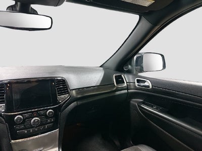 2019 Jeep Grand Cherokee Altitude W/ NAV + HTD SEATS