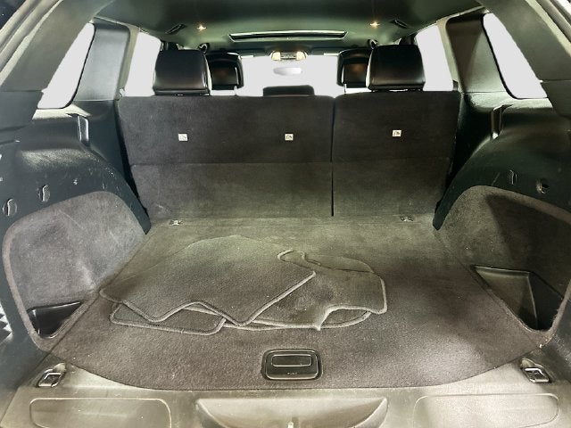 2019 Jeep Grand Cherokee Altitude W/ NAV + HTD SEATS