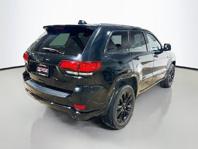 2019 Jeep Grand Cherokee Altitude W/ NAV + HTD SEATS
