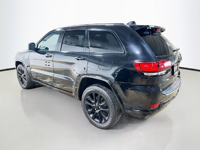 2019 Jeep Grand Cherokee Altitude W/ NAV + HTD SEATS