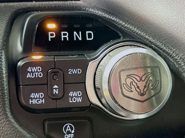 2021 RAM 1500 Big Horn/Lone Star W/ HTD SEATS