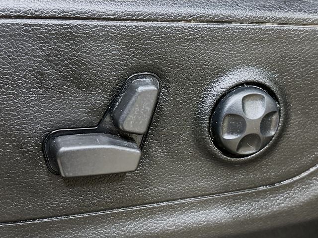 2021 RAM 1500 Big Horn/Lone Star W/ HTD SEATS