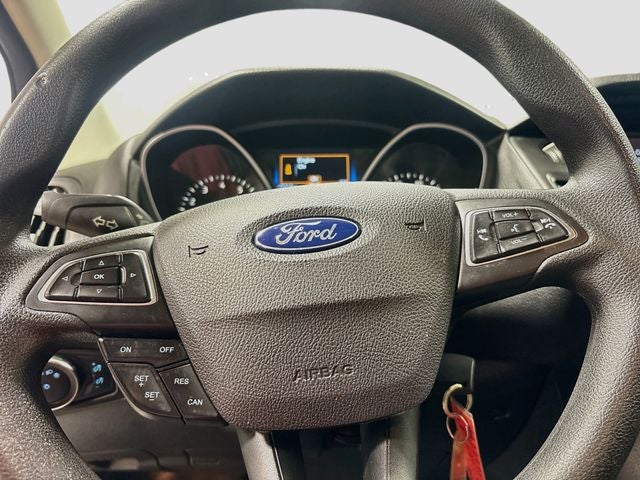 2018 Ford Focus SE CLEAN CARFAX!