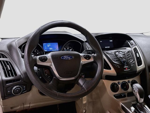 2014 Ford Focus SE W/ CLEAN CARFAX!