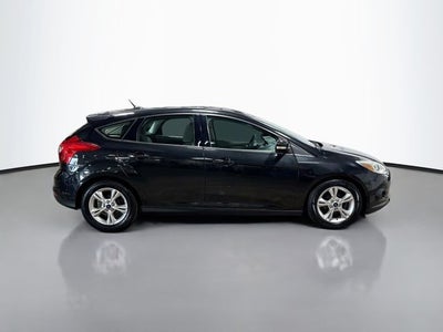 2014 Ford Focus SE W/ CLEAN CARFAX!