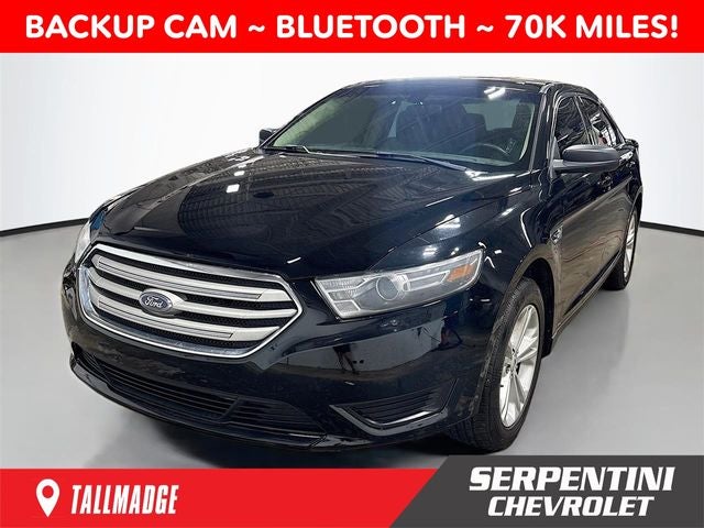 2017 Ford Taurus SE W/ BACKUP CAM