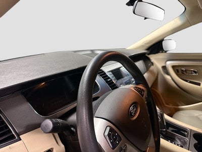 2017 Ford Taurus SE W/ BACKUP CAM