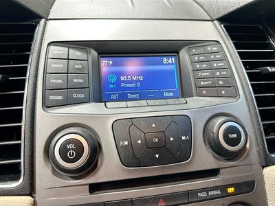 2017 Ford Taurus SE W/ BACKUP CAM