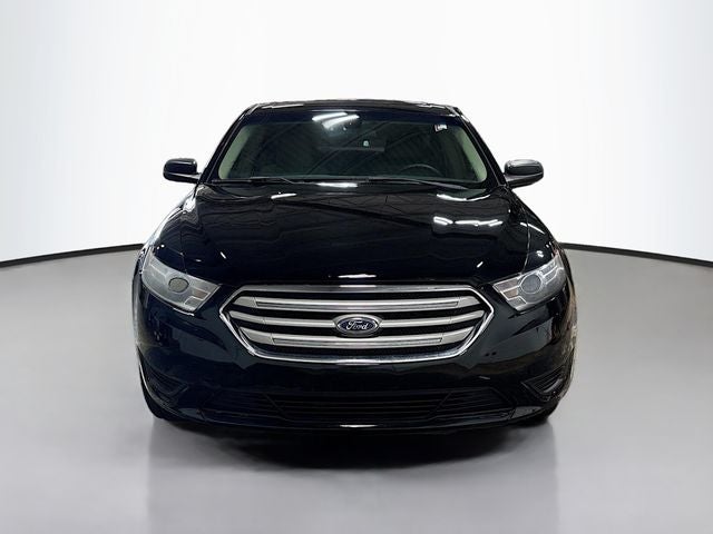 2017 Ford Taurus SE W/ BACKUP CAM