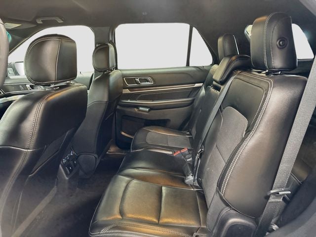 2017 Ford Explorer Limited W/ REMOTE START