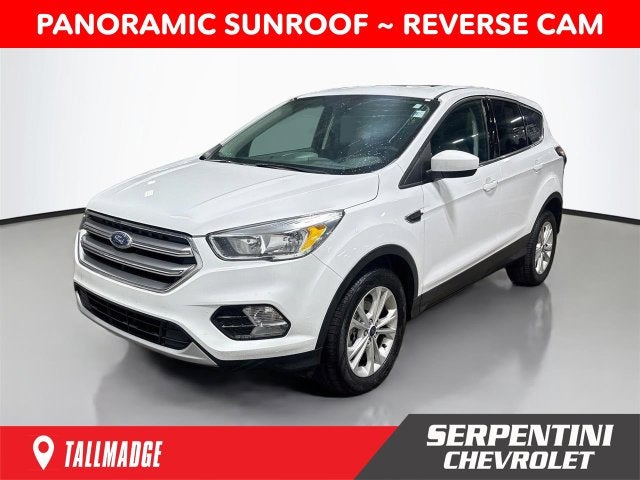 2017 Ford Escape SE W/ SUNROOF