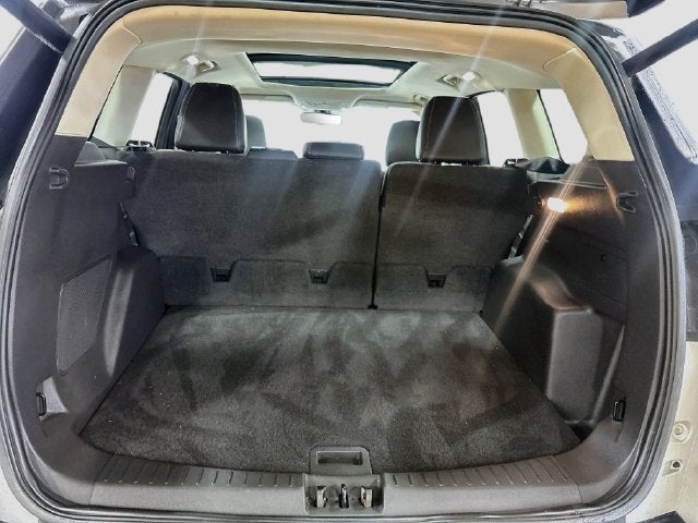 2019 Ford Escape Titanium W/ SUNROOF