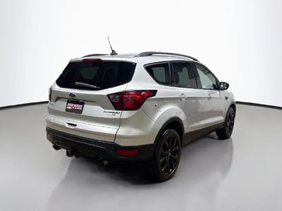 2019 Ford Escape Titanium W/ SUNROOF
