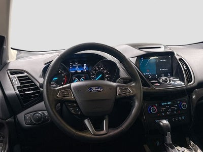 2018 Ford Escape Titanium W/ PANORAMIC SUNROOF