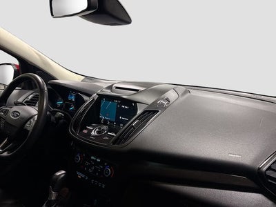 2018 Ford Escape Titanium W/ PANORAMIC SUNROOF