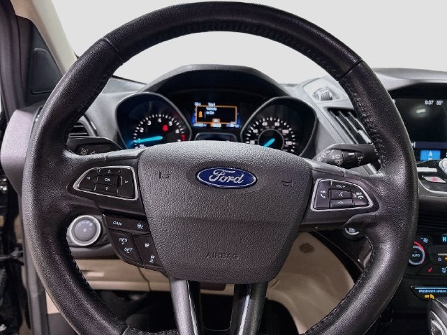 2019 Ford Escape Titanium W/ PANORAMIC SUNROOF