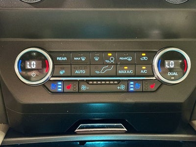 2019 Ford Expedition XLT W/ PANORAMIC SUNROOF