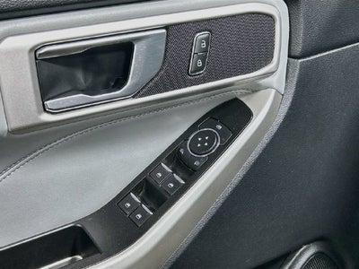2021 Ford Explorer XLT CLEAN CARFAX!