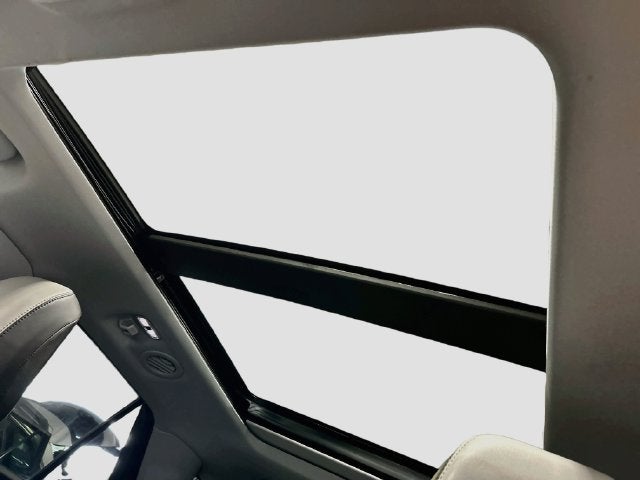 2021 Ford Explorer XLT CLEAN CARFAX!
