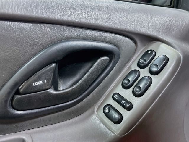 2002 Ford Escape XLT CLEAN CARFAX!