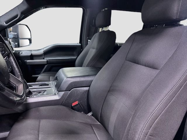 2015 Ford F-150 XLT W/ FX4 PKG