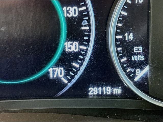 2017 Buick LaCrosse Essence W/ 29K MILES!!