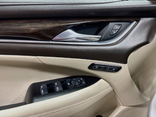 2017 Buick LaCrosse Essence W/ 29K MILES!!