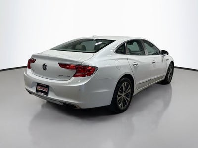 2017 Buick LaCrosse Essence W/ 29K MILES!!