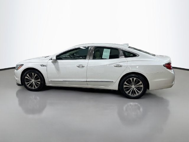 2017 Buick LaCrosse Essence W/ 29K MILES!!