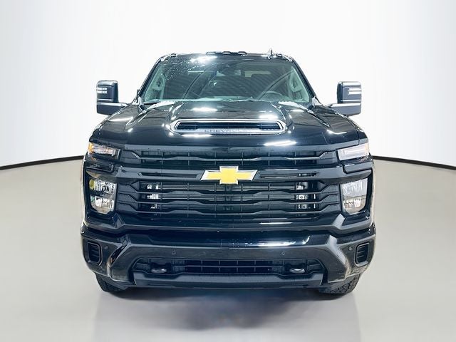 2026 Chevrolet Silverado 2500HD Custom