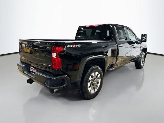 2026 Chevrolet Silverado 2500HD Custom
