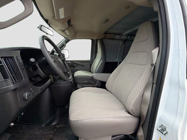 2025 Chevrolet Express 2500 Work Van Cargo