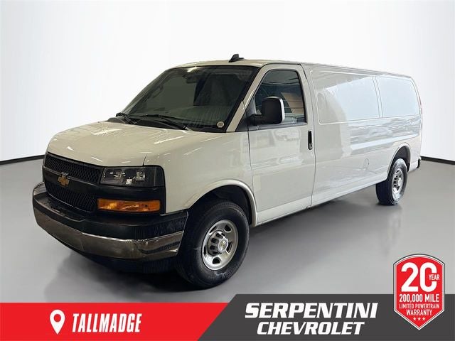 2025 Chevrolet Express 2500 Work Van Cargo