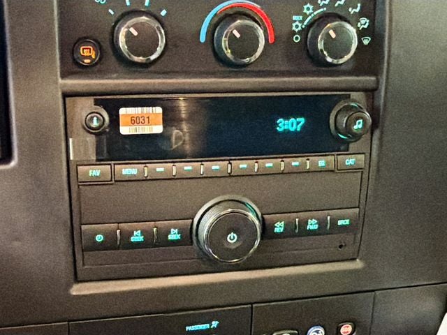 2025 Chevrolet Express 2500 Work Van Cargo