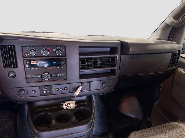 2025 Chevrolet Express 2500 Work Van Cargo