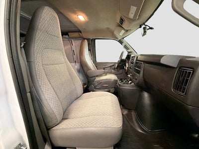 2025 Chevrolet Express 2500 Work Van Cargo