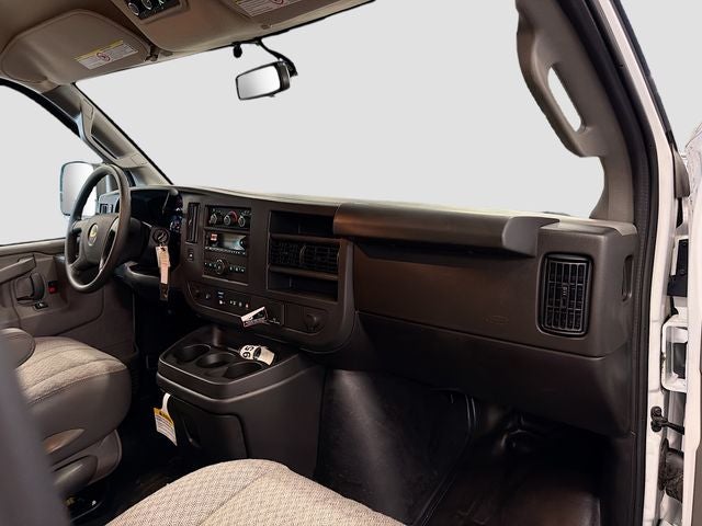 2025 Chevrolet Express 2500 Work Van Cargo