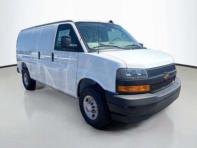 2025 Chevrolet Express 3500 Work Van Cargo
