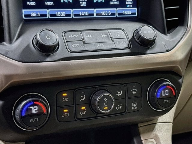 2017 GMC Acadia Denali W/ REAR ENTERTAINMENT SYSTEM