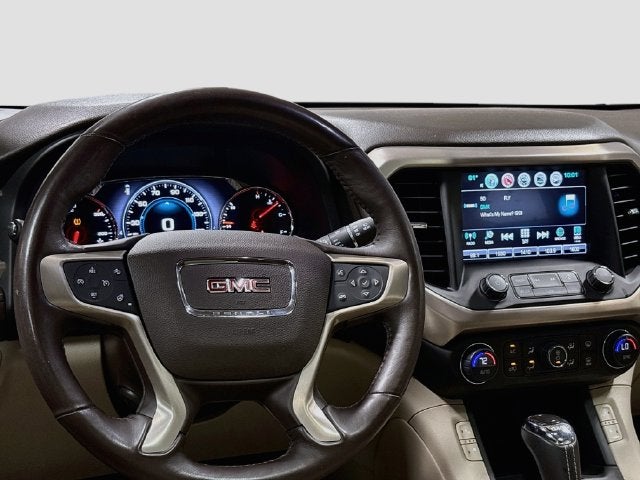 2017 GMC Acadia Denali W/ REAR ENTERTAINMENT SYSTEM