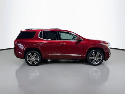 2017 GMC Acadia Denali W/ REAR ENTERTAINMENT SYSTEM