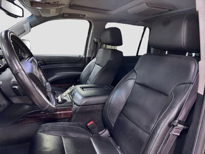 2016 GMC Yukon SLT W/ SUNROOF + REAR DVD