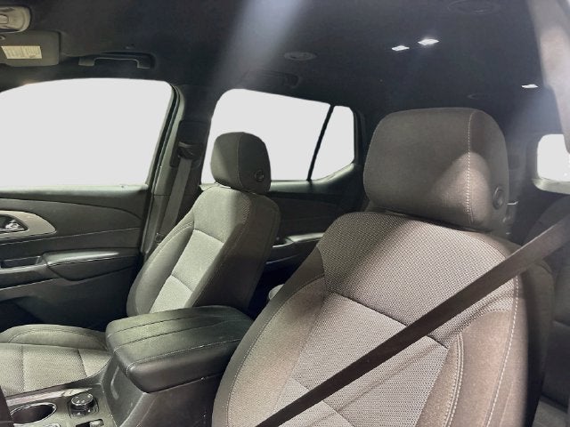 2022 Chevrolet Traverse LT AWD!